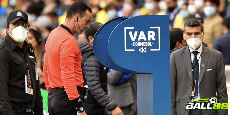 Bất cứ lỗi nào dẫn đến quả phạt đền sẽ có sự can thiệp của VAR